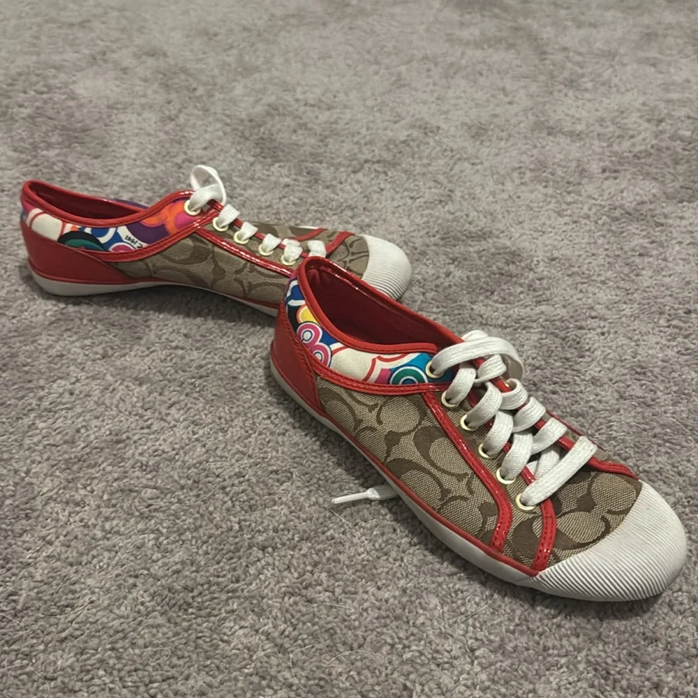 Coach Zorra Signature C Canvas Logo Red Khaki Brown
Sneakers Tennis Shoes 7. - Picture 9 of 9